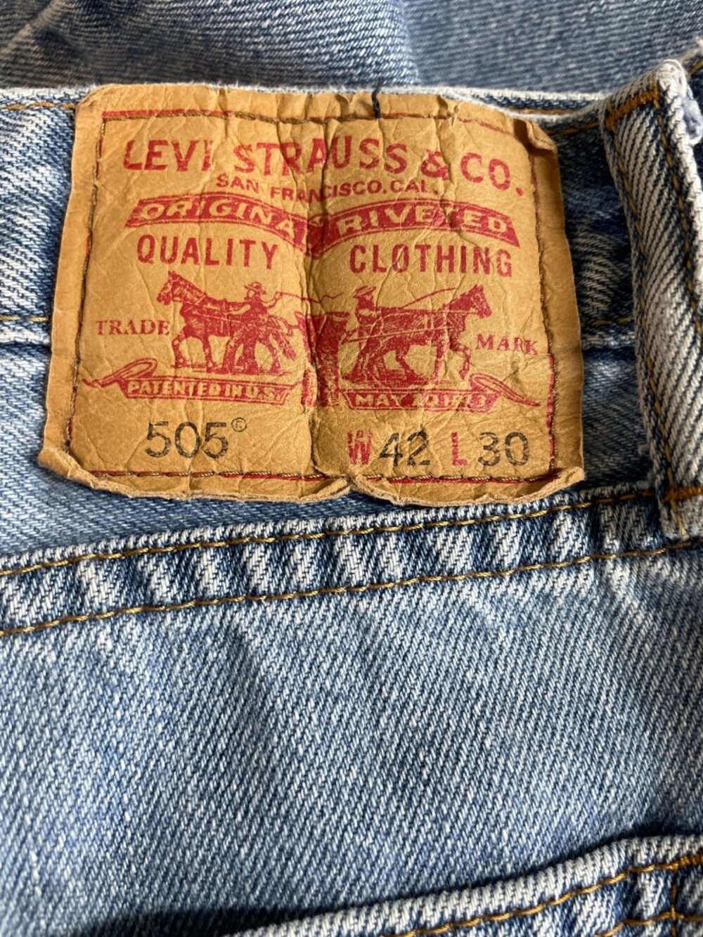 Levi's 505 Straight Fit Straight Leg Blue Denim Jeans Pants Men's 42 x 30 - Picture 5 of 10